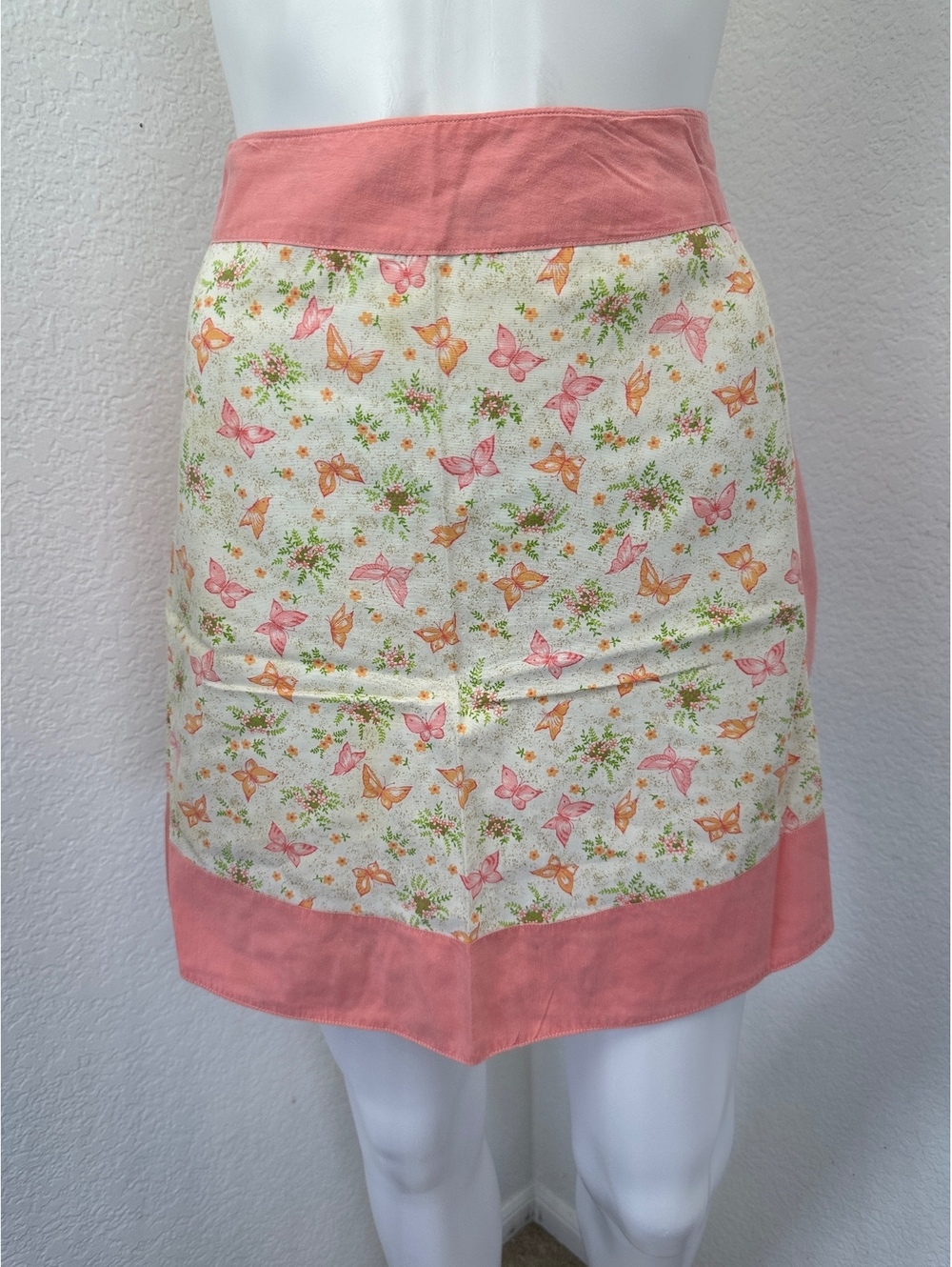 VTG 1970s Handmade Half Apron Pink Butterflies Retro Pastel Pockets Hostess